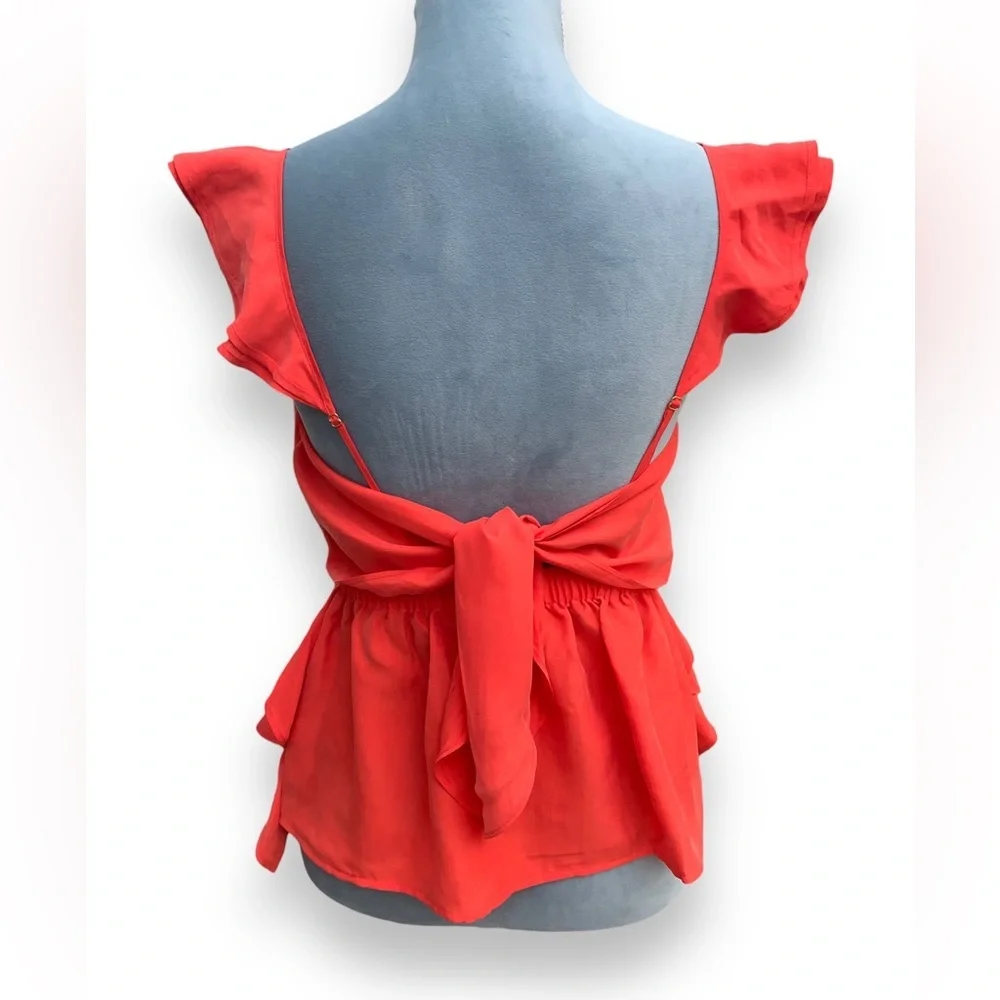 Club Monaco Silk Rowlen Cropped Tie Top Size Medium - Picture 4 of 9